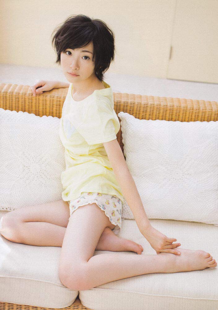 Amazon.co.jp: 生駒里奈_2 乃木坂46卒業 Lサイズ写真10枚 : おもちゃ